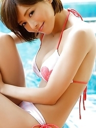 Yumiko Shaku with juicy boobies is romantic at the pool Yumiko Shaku with juicy boobies is romantic at the pool